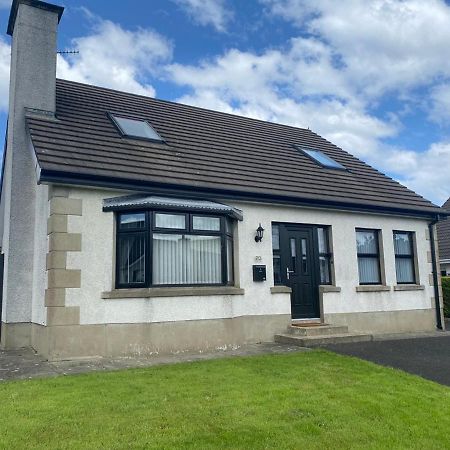 Holiday Home In Ballycastle - Fainne Na Cairde Εξωτερικό φωτογραφία