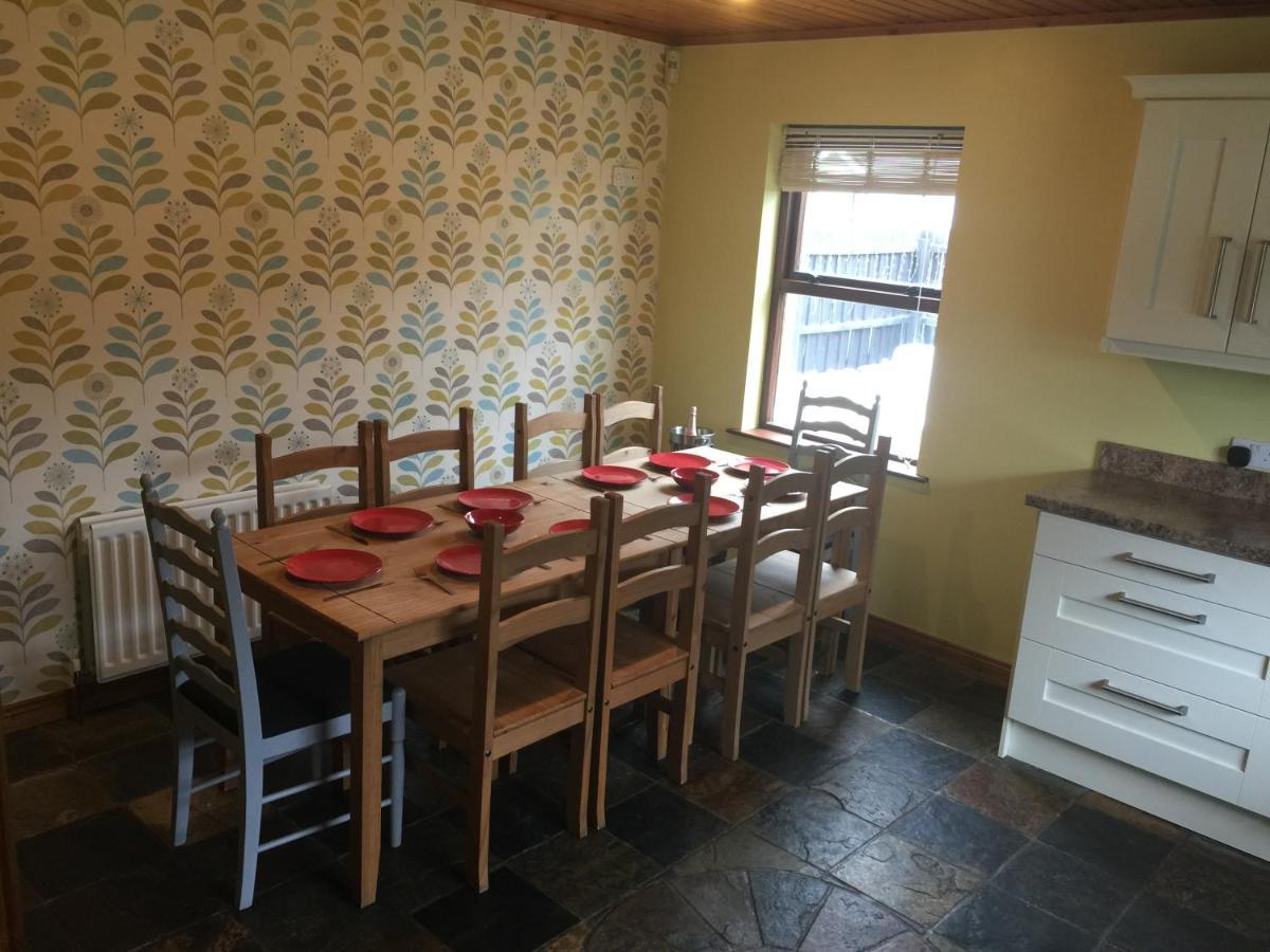Holiday Home In Ballycastle - Fainne Na Cairde Εξωτερικό φωτογραφία