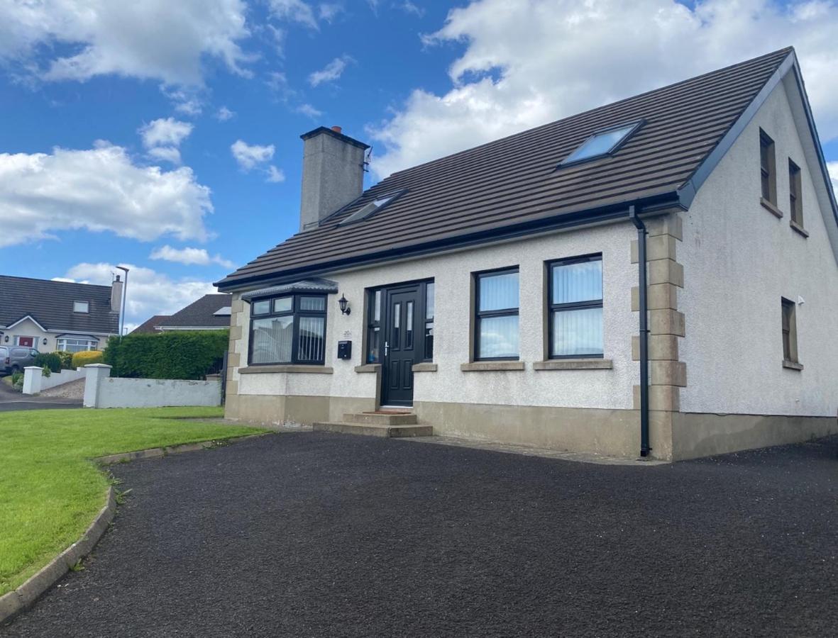 Holiday Home In Ballycastle - Fainne Na Cairde Εξωτερικό φωτογραφία